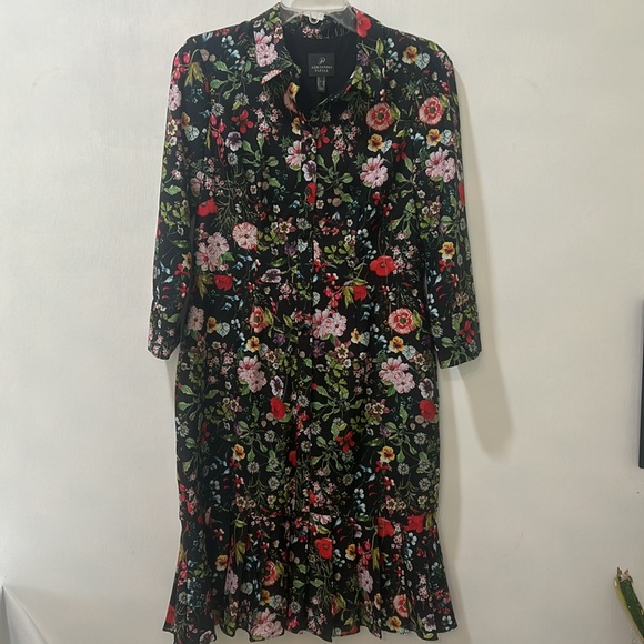 Adrianna Papell Dresses & Skirts - ADRIANNA PALLEL  DRESS WOMEN SIZE 9 BLACK FLORAL PEPLUM HEM